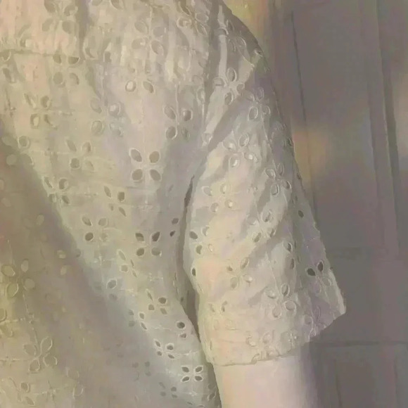 Gap - Picture 4 of 15